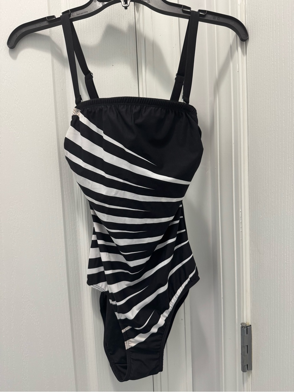 VENUS Black and White Striped Women's One-Piece Swimsuit